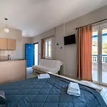 Philyra Appartments 2*