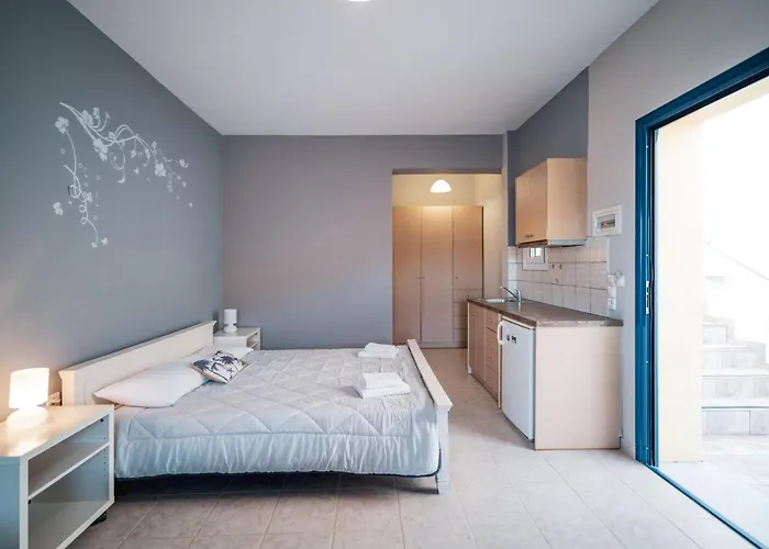 Hotel Philyra Appartments 2*