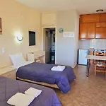 Philyra Appartments 2*