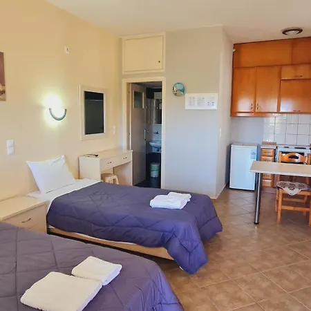 Philyra Appartments 2*