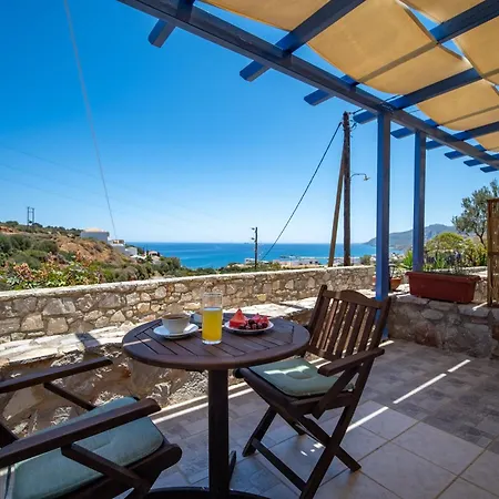 Philyra Appartments Otel