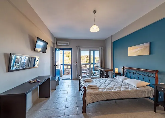 Philyra Appartments 2*